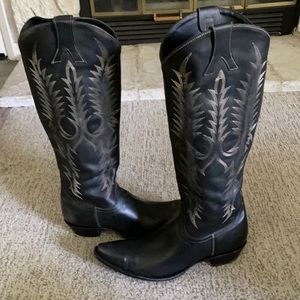 Tall old gringo Mayra 18”